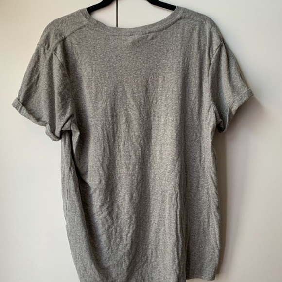 T-Shirt - Picture 2 of 2